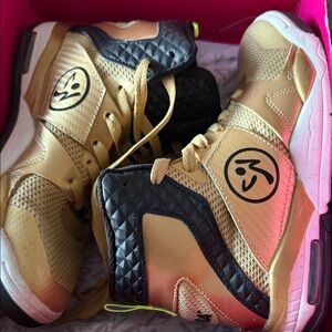 Zumba Fitness Gold and Black Sneakers
